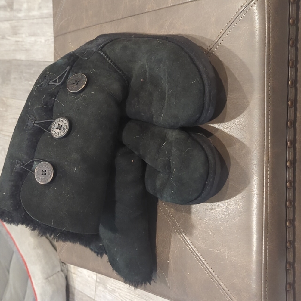 UGG Fur Boots Sized 7 Black